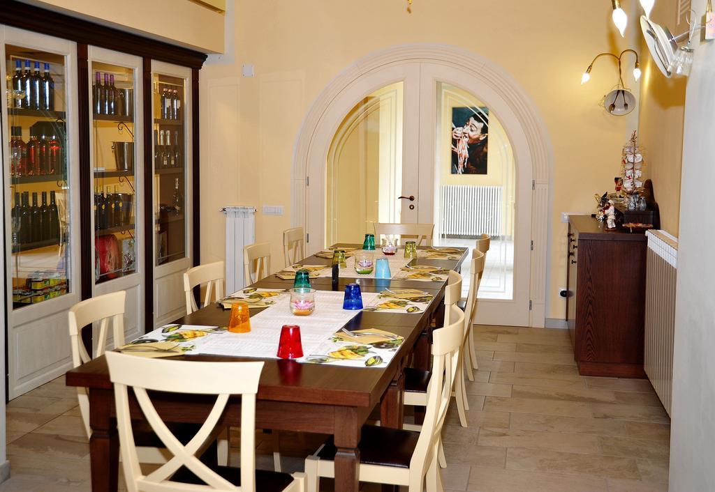 Relais Black Horse Millesimo Exterior photo